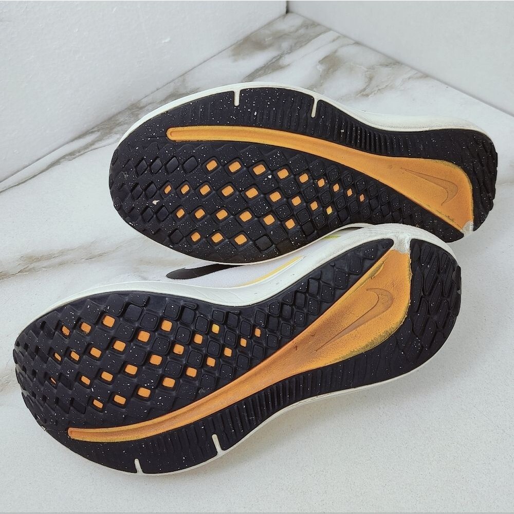 Nike Women's Zoom Winflo 10 White Citron Pulse Running Shoes Sneakers, Sz 7.5 - Picture 10 of 16